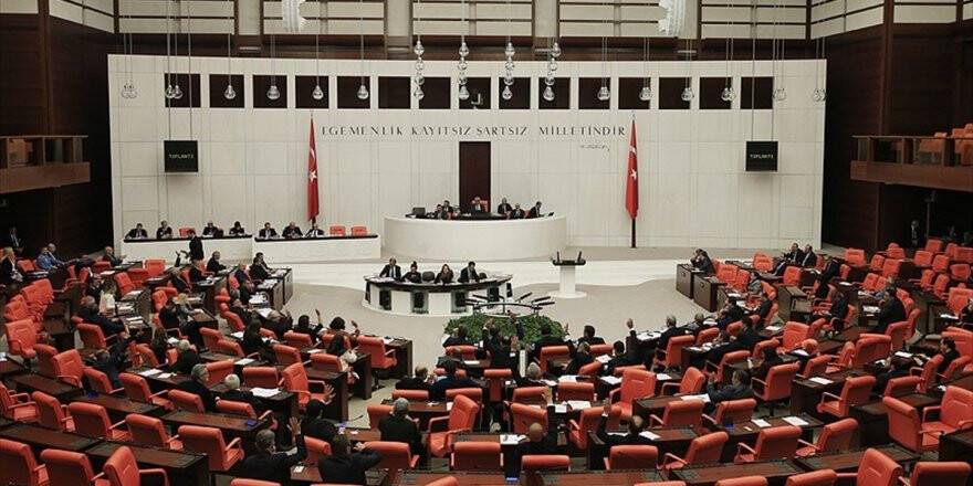 Poşetlerinin Ücretli Olması Teklifi Tbmm'de
