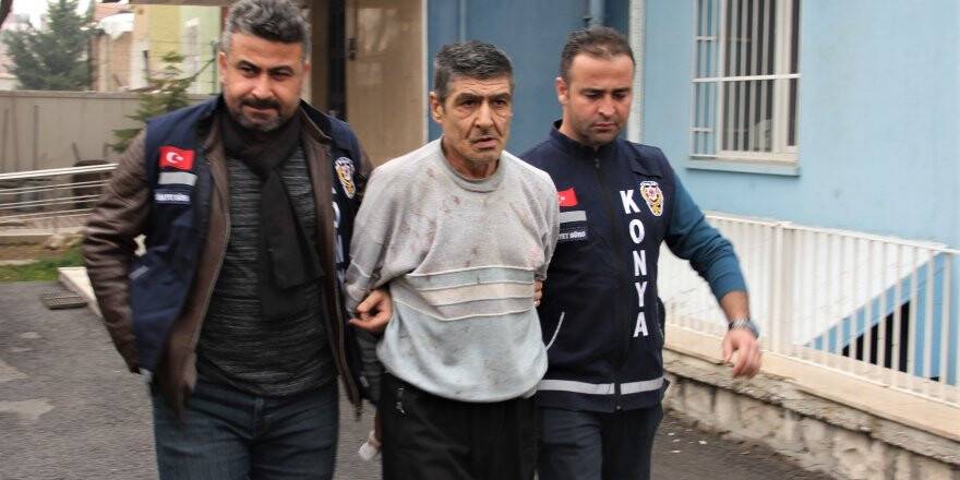 Annesini Bıçaklayarak Öldüren Zanlı, Psikiyatri Servisine Sevk Edildi