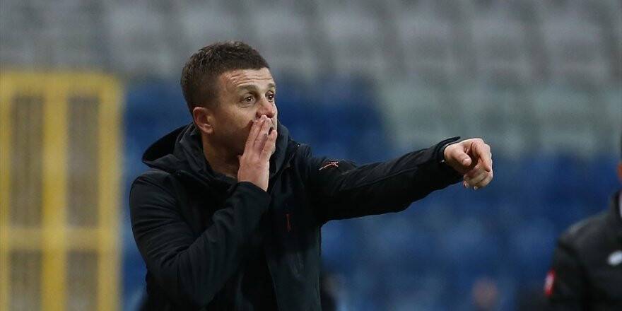 Demir Grup Sivasspor Teknik Direktörü Hakan Keleş: Lider Takımı Yenmenin Keyfini Yaşıyoruz