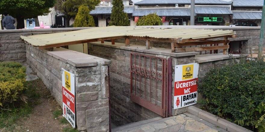Cami Tuvaletinde Ölü Bulundu