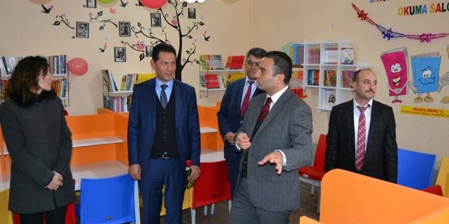 Kulu'ya İstanbullu hayırseverlerden okuma salonu