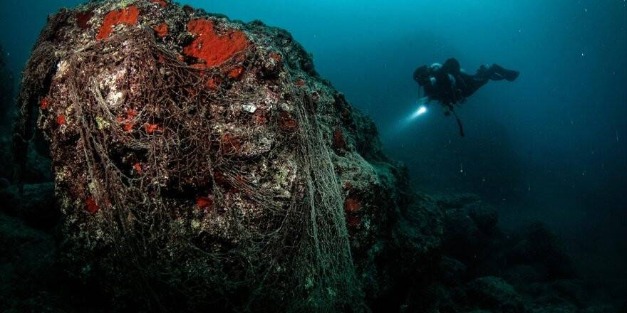 Su Altında 'Plastikten Vazgeç' Çağrısı