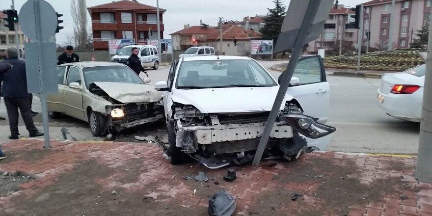 Konya’da trafik kazası: 3 yaralı