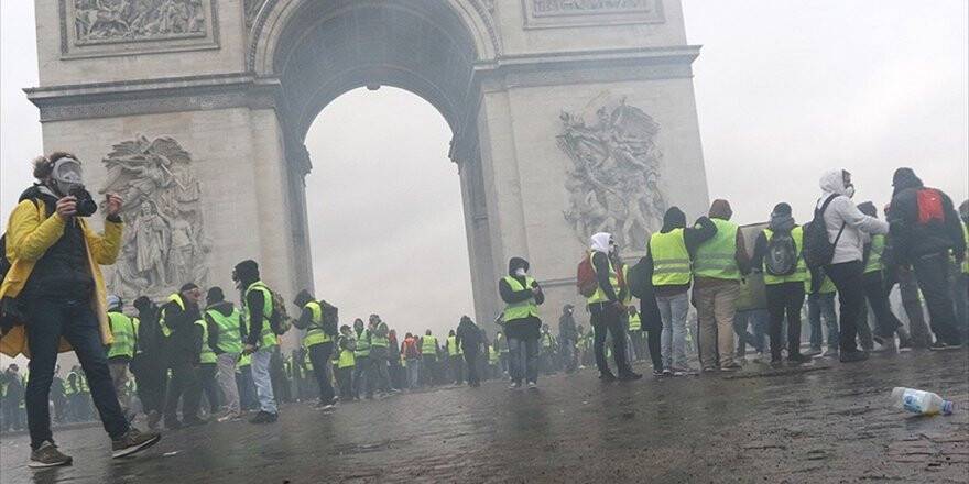 Fransa Başbakanı Philippe Sarı Yeleklilerle Görüştü