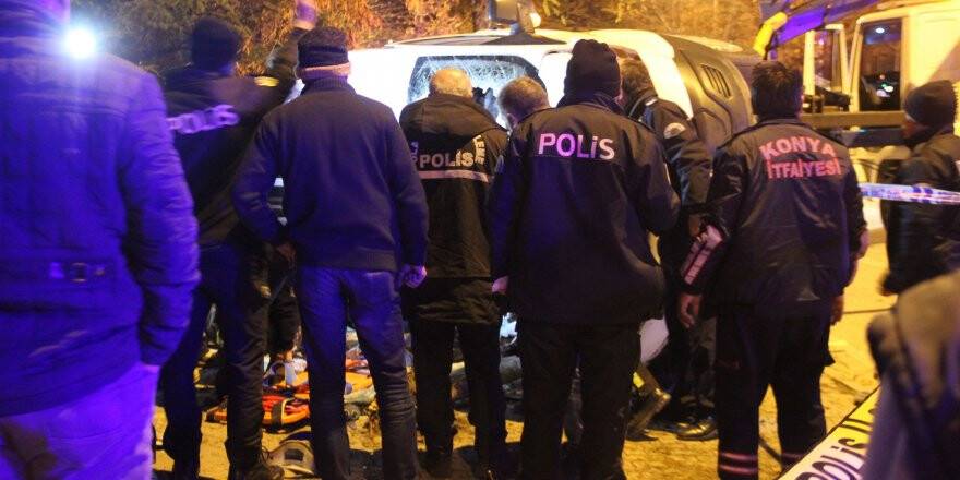 Göreve giden polis aracı ile otomobil çarpıştı:1 şehit, 4 yaralı
