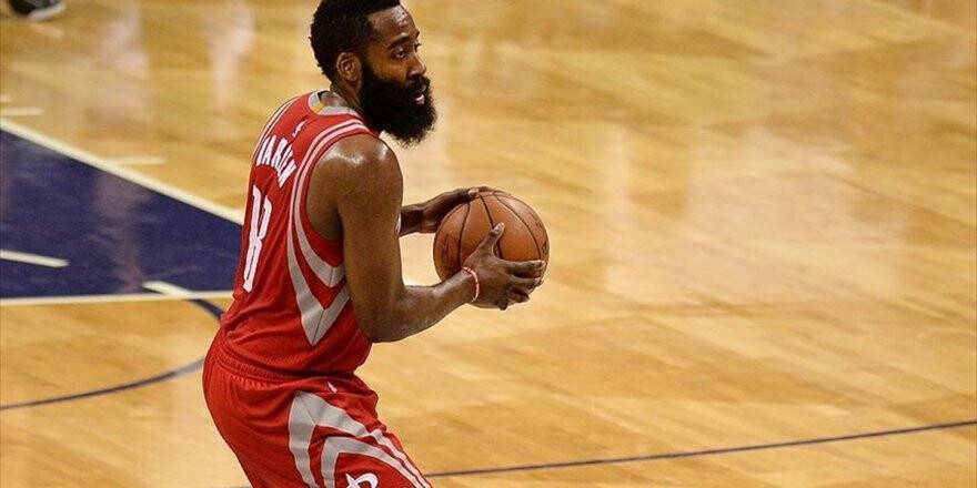Harden'ın 'Triple Double'ı Galibiyet Getirdi