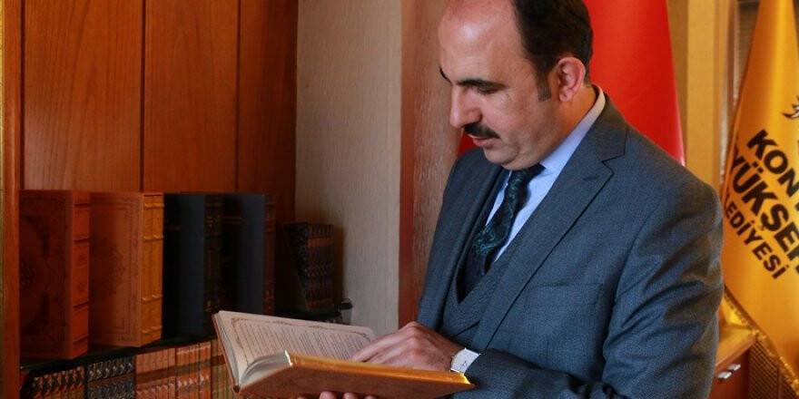Mevlana'nın "Mesnevi"si 26 Dilde Hoşgörüye Çağırıyor