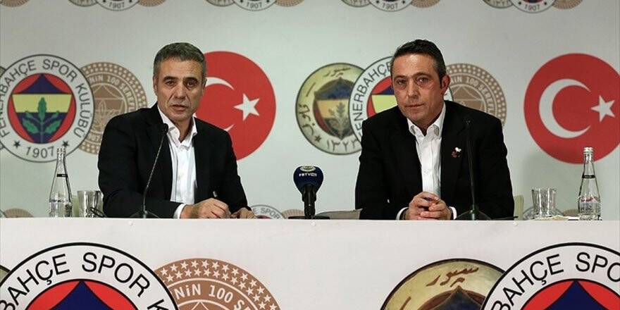 Fenerbahçe'de Ersun Yanal Törenle İmzayı Attı