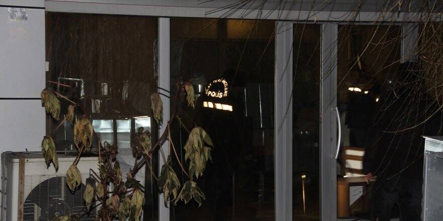 Konya'da Bir Kadın İle Yanındaki Kişi Ölü Bulundu