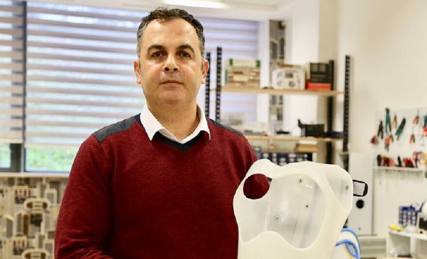 Omurga Eğriliği Tedavisi İçin "Akıllı Korse" Geliştirildi