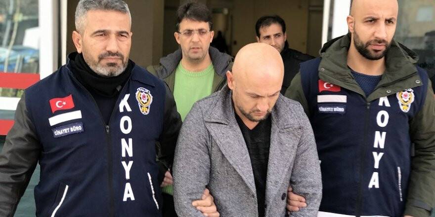 Boşandığı eşi ve arkadaşını öldüren şüpheli yakalandı