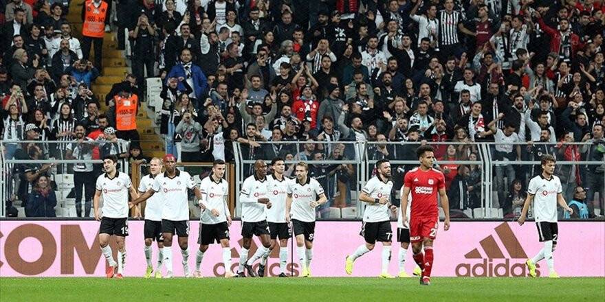 Beşiktaş İlk Yarıda Beklentileri Karşılayamadı