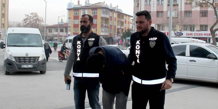 Gasp şüphelisini giydiği mont ele verdi