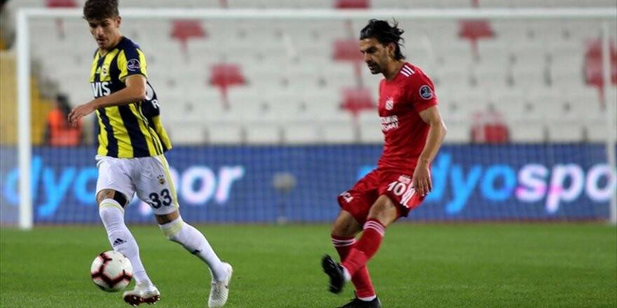 Fenerbahçe'nin Vazgeçilmezi Neustaedter