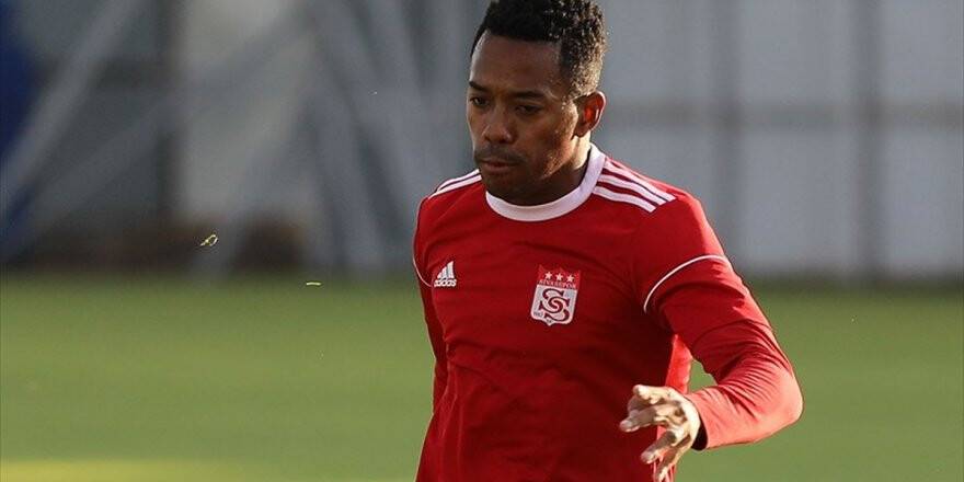 Robinho Medipol Başakşehir'de
