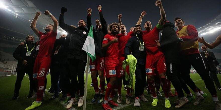 Süper Lig'in Pes Etmeyenleri