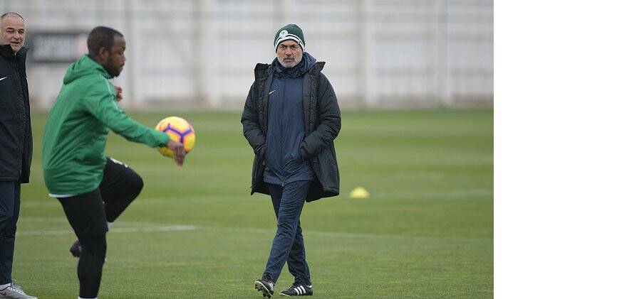 Konyaspor'da transfer için gözler Kocaman’da