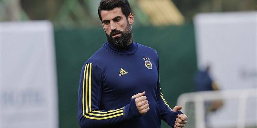 Fenerbahçe'de Volkan Demirel Affedildi