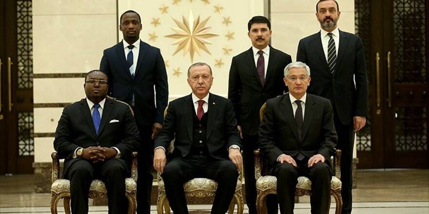 Cumhurbaşkanı Erdoğan, Ekvator Ginesi Büyükelçisini Kabul Etti