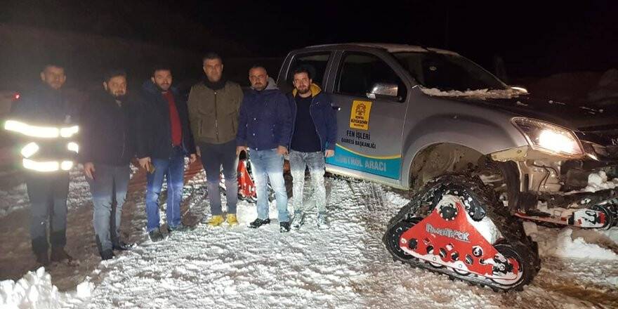 Konya'da Dağda Mahsur Kalan 10 Kişi Kurtarıldı