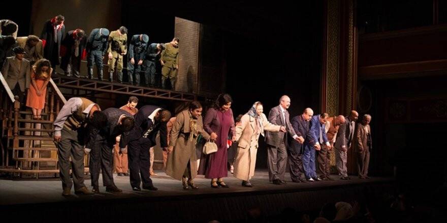 'Tiyatroda Kendi Hikayelerimize Dönme Vakti Gelmiştir'