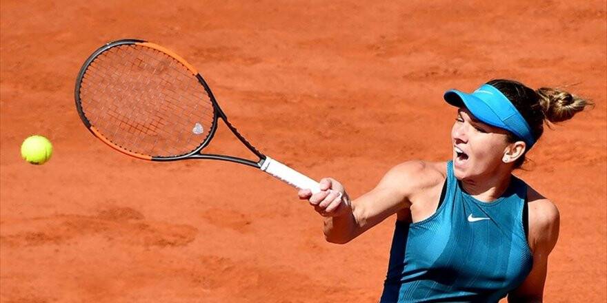 Halep Kortlara Mağlubiyetle Döndü