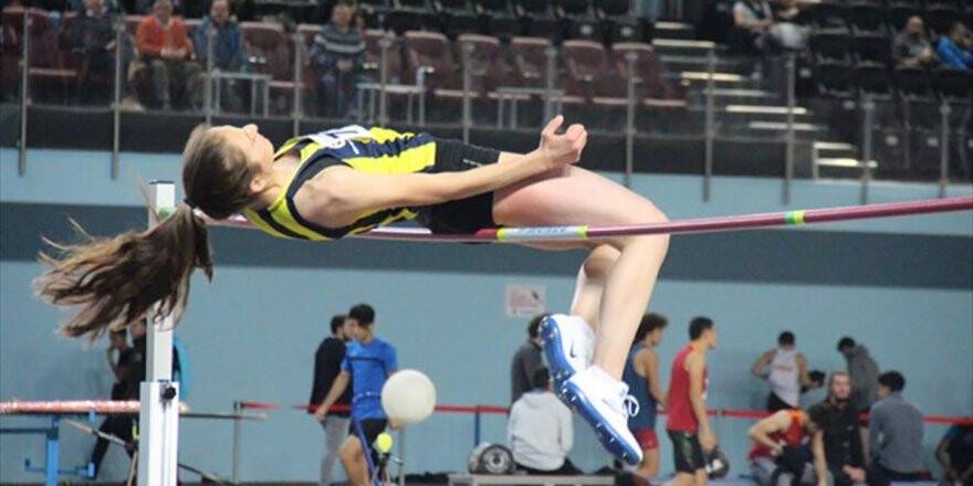 Atletizmde 25 Yıllık Rekoru Kırdı