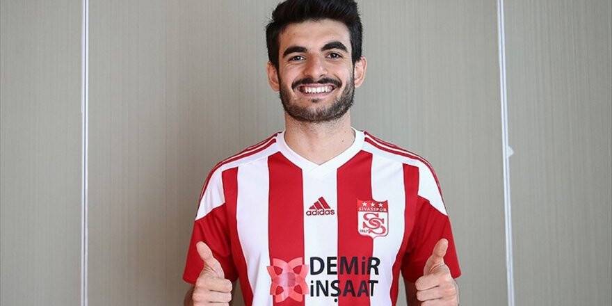 Demir Grup Sivassporlu Fatih Aksoy: İnşallah Çok Büyük Bir Futbolcu Olurum