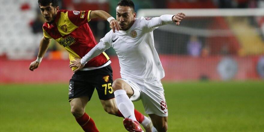 Altı Gollü Karşılaşmada Galip Çıkmadı