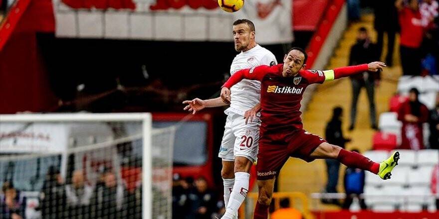 Antalya'da Golsüz Beraberlik