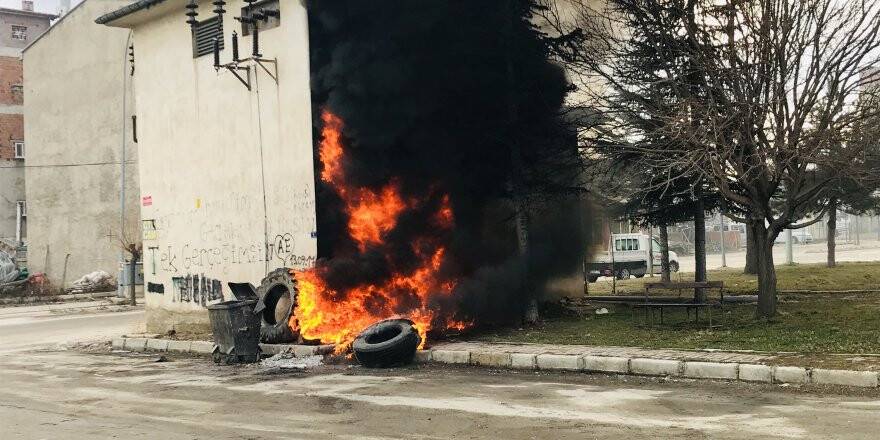 Ilgın'da Sanayi Sitesinde Yangın