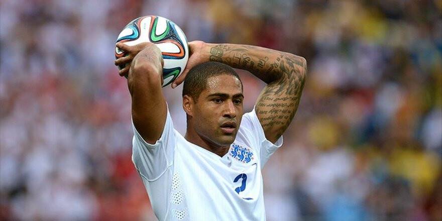 Glen Johnson Futbolu Bıraktı