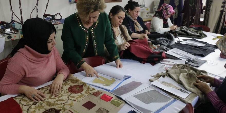 Padişahların Giysileri Aslına Uygun Hazırlanıyor