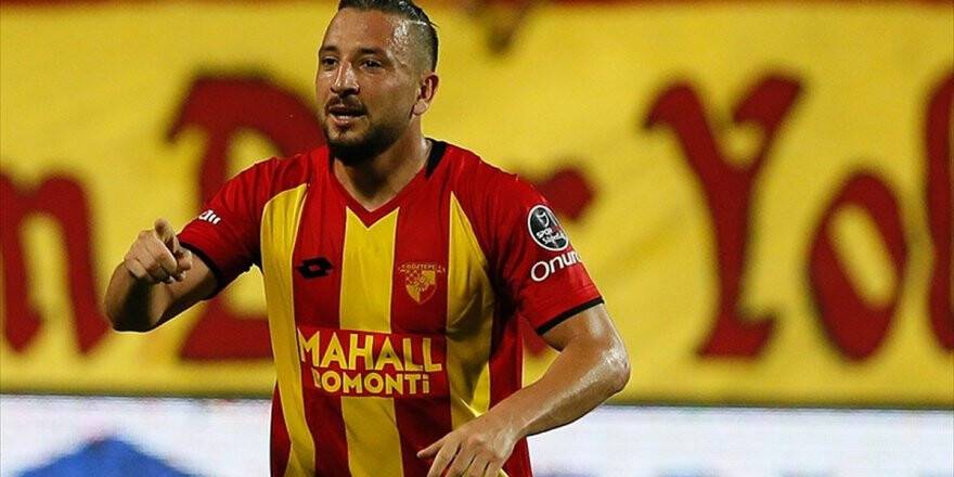 Göztepe'de Ghilas'tan Kötü Haber