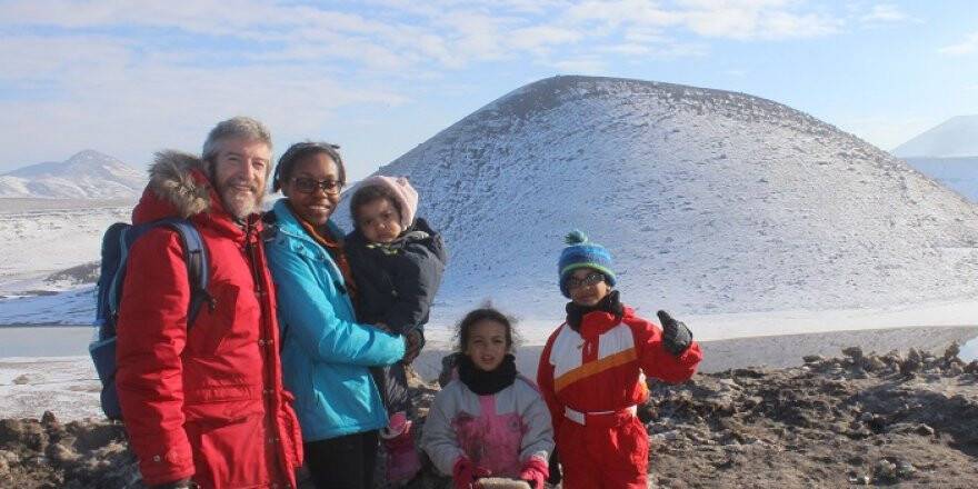Fransız Turistler Meke Gölü'nde Kamp Yaptı