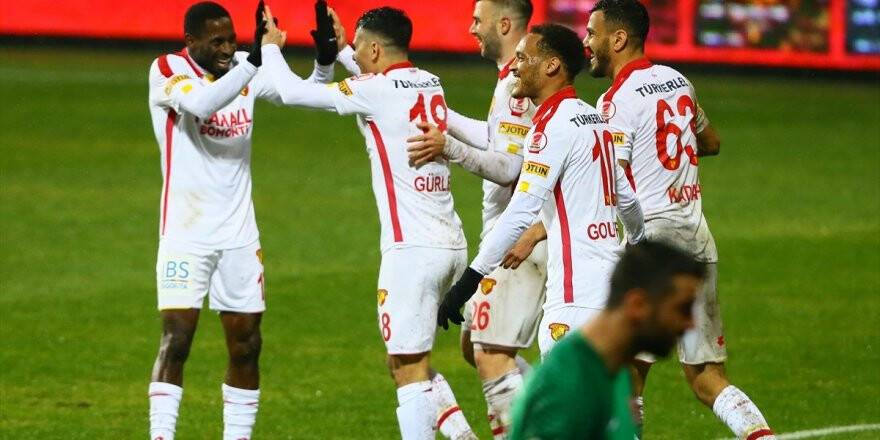 Göztepe Kupada 42 Yıl Sonra Çeyrek Finalde