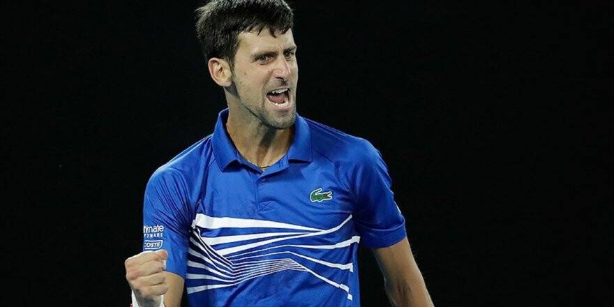 Djokovic 'Klasik Final'de Zorlanmadı