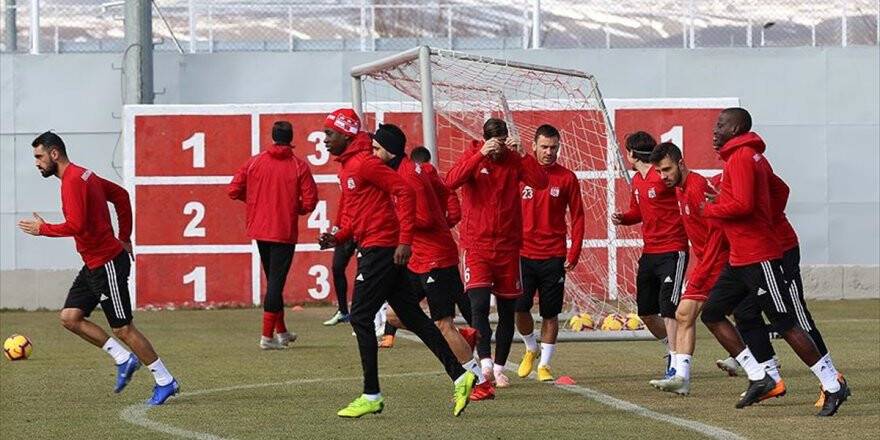 Sivasspor Çıkış Arıyor