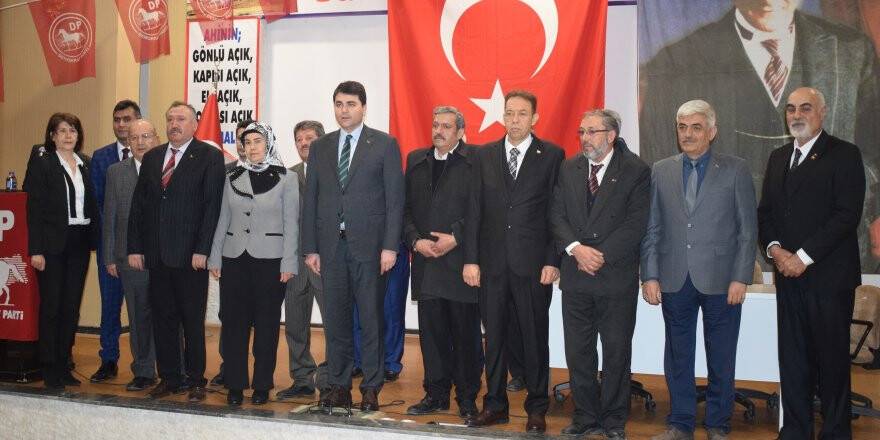 Demokrat Parti Konya Adaylarını tanıttı