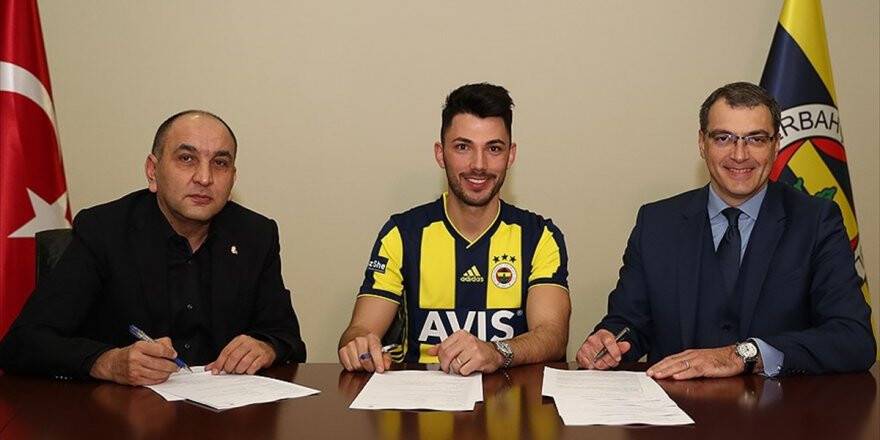 Tolgay Arslan Resmen Fenerbahçe'de