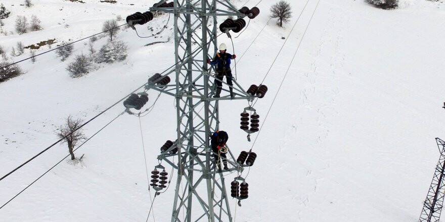Medaş Görevlisi, Elektrik Çarpması Sonucu Ağır Yaralandı