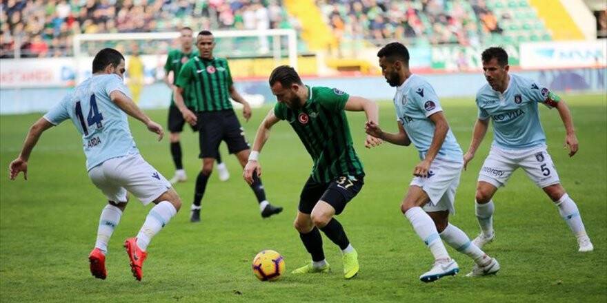 Medipol Başakşehir 3 Puanı 3 Golle Aldı