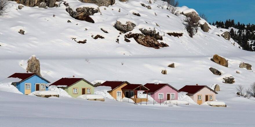 Fotoğraf tutukunlarının gözdesi "Giden Gelmez Dağları"