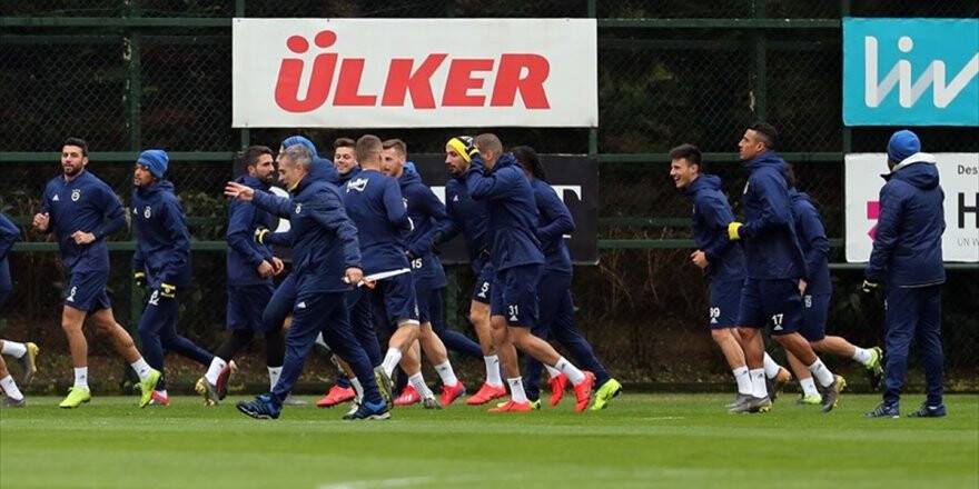 Fenerbahçe'de Avrupa Mesaisi Başladı