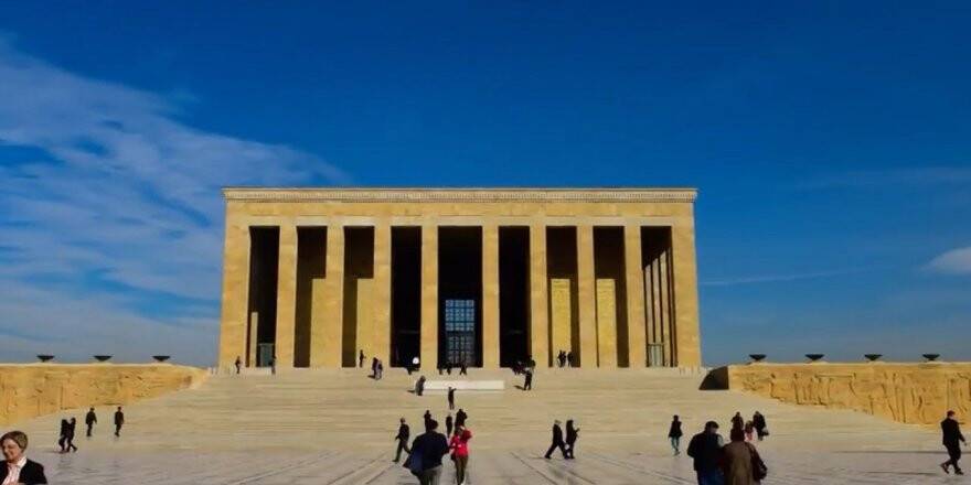 "Emeklilikte Yaşa Takılanlar"dan Anıtkabir'e Ziyaret