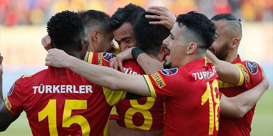 Göztepe Sahasında Galip