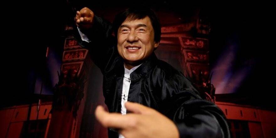 Ünlü Aktör Jackie Chan'in Balmumu Figürü Sergiye Açıldı