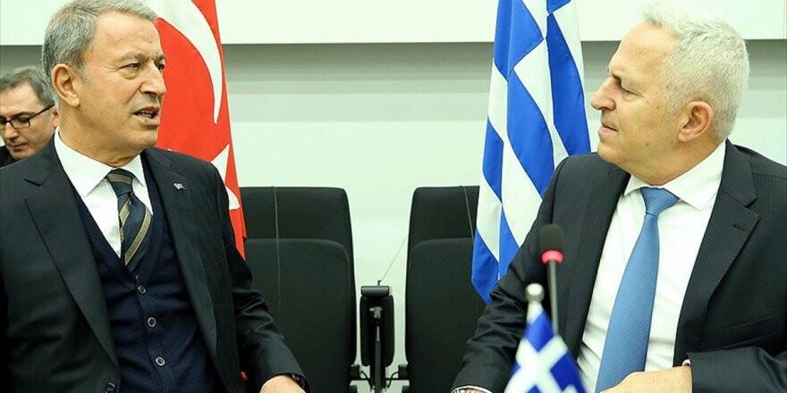Milli Savunma Bakanı Akar Yunan Mevkidaşıyla Görüştü