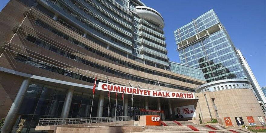 Chp'de 12 Üyeden Olağanüstü Pm Çağrısı