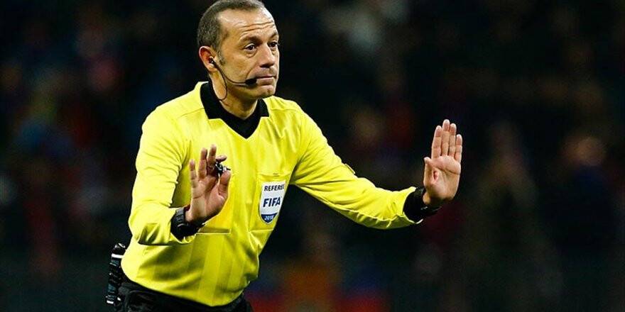 Cüneyt Çakır Olympique Lyon-barcelona Maçını Yönetecek